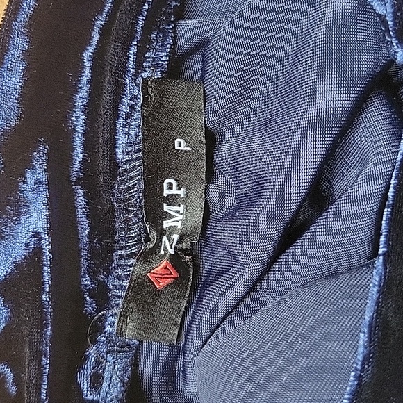 Dark Blue Velvet Top - Picture 3 of 5